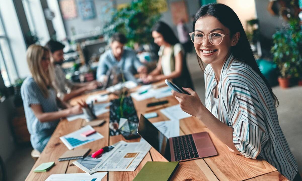 Le Coworking by Neodelta : Open space, bureaux privatifs et studio podcast à Metz